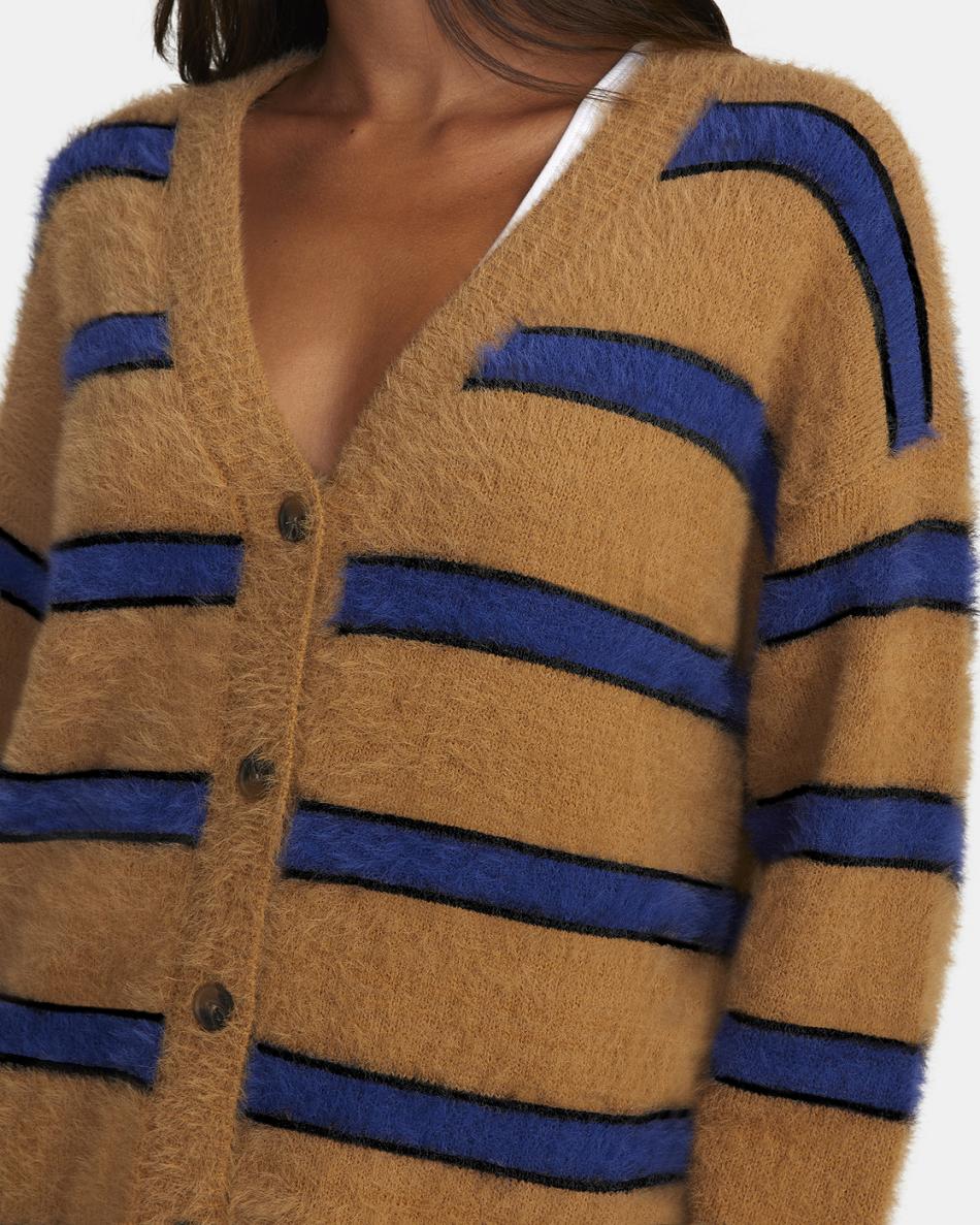 Suéteres Rvca Here We Are Cardigan Mujer Tobacco | PCOER48412